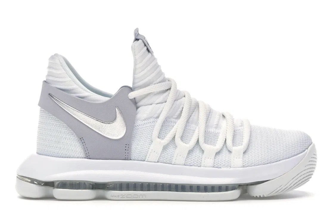 Детские кроссовки для мальчиков баскетбольные Nike KD 10 Still KD, White Chrome Pure Platinum