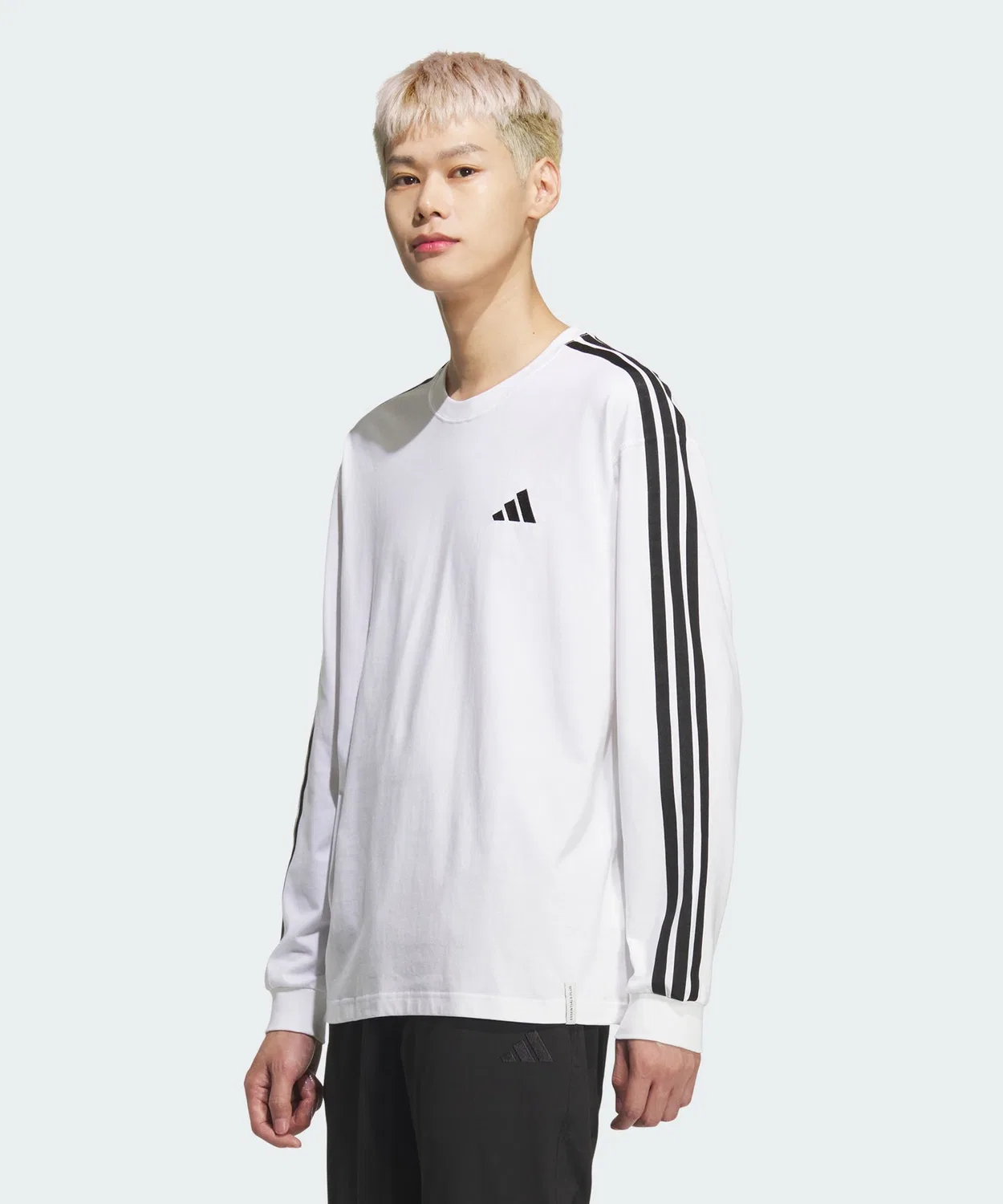 Мужская футболка с длинным рукавом свободный крой, с тремя полосками Adidas, White