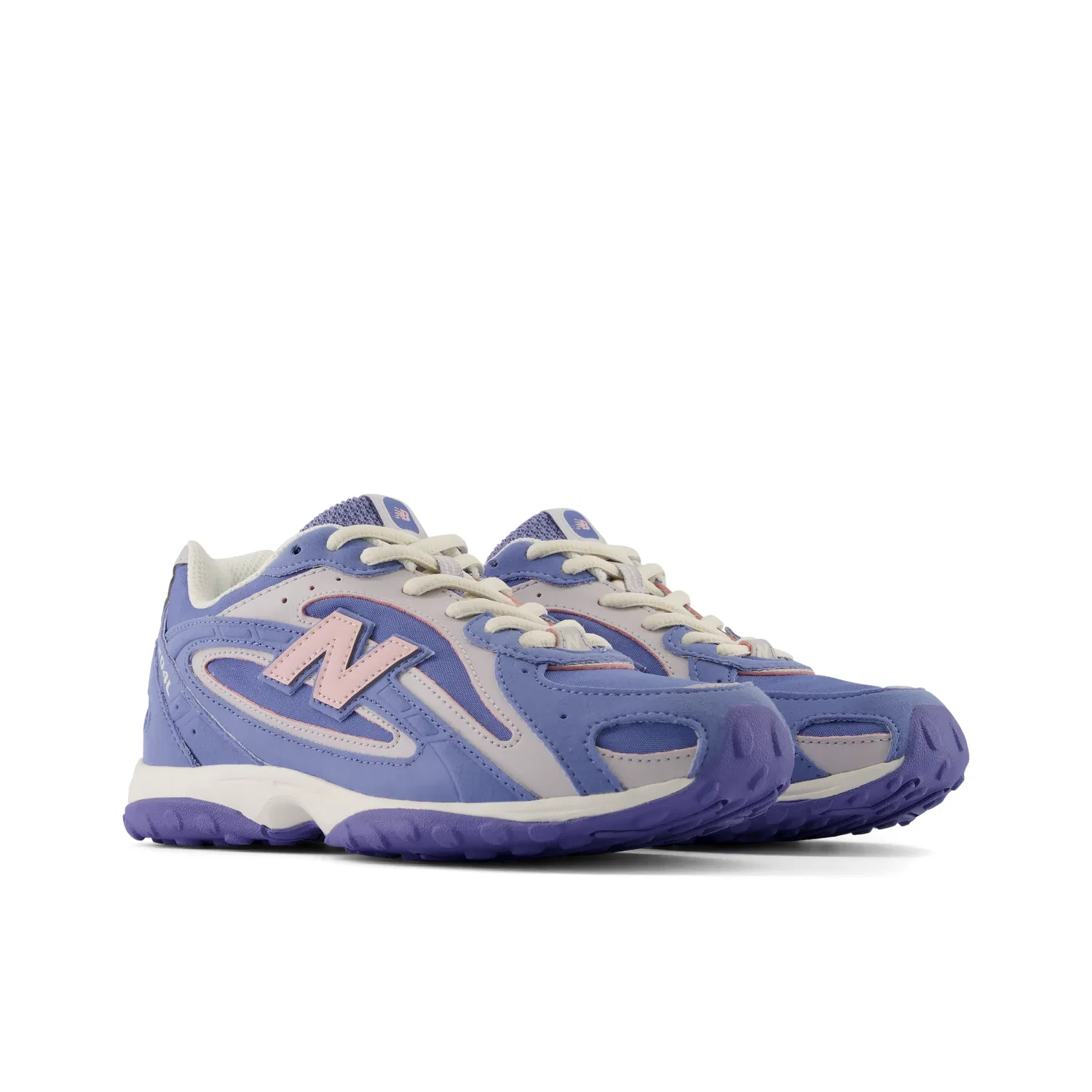 Детские кроссовки New Balance 204L Lace, Pink Chalk With Fairweather Blue — фото 2