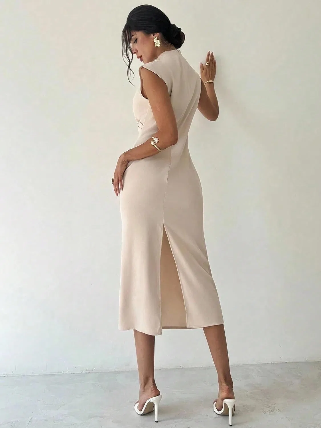 Женское элегантное миди-платье с воротником-стойкой Yuchenda, Apricot — фото 2