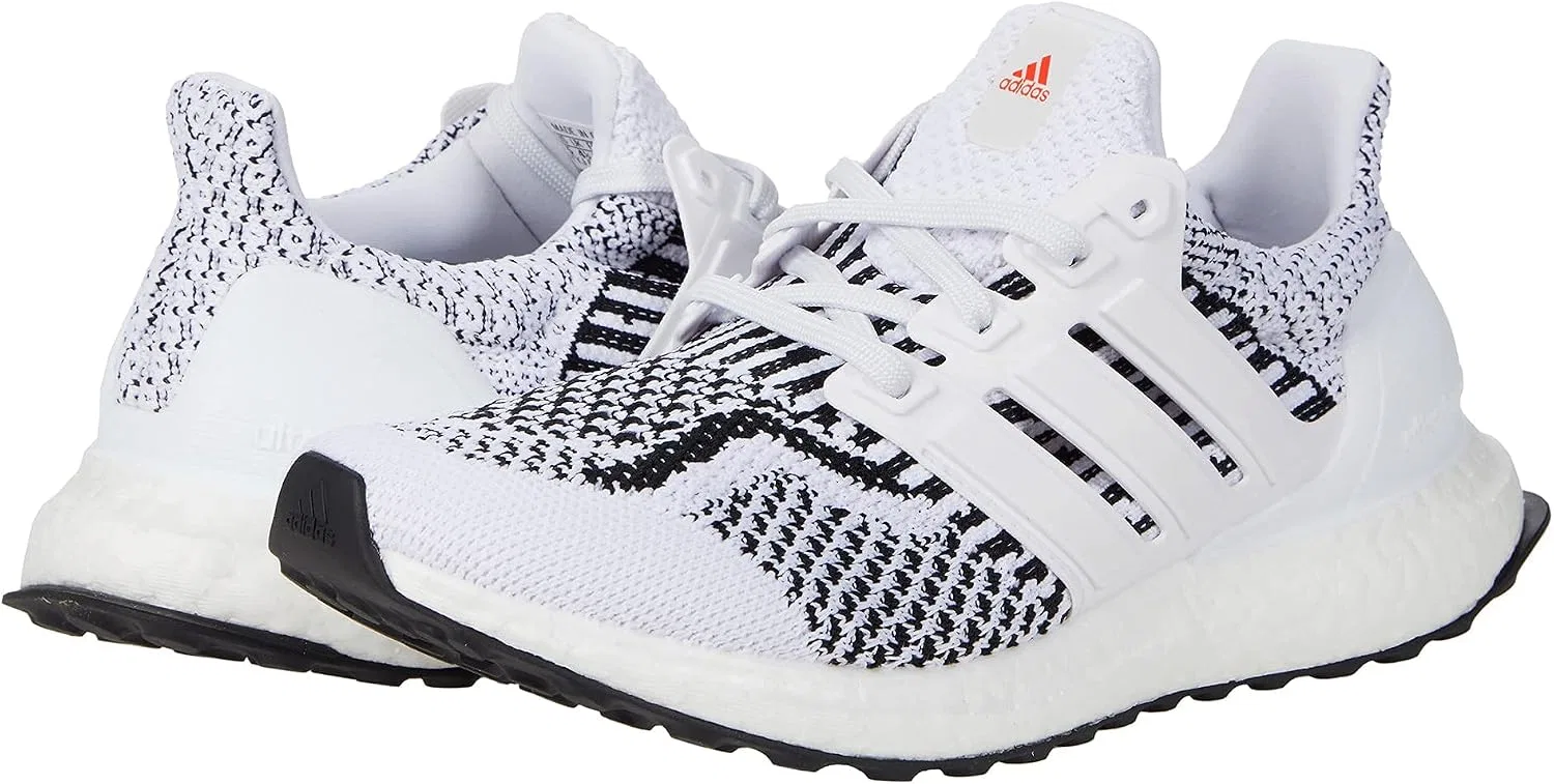 Детские беговые кроссовки Ultraboost 5.0 DNA Adidas, Cloud White/Cloud White/Core Black-White