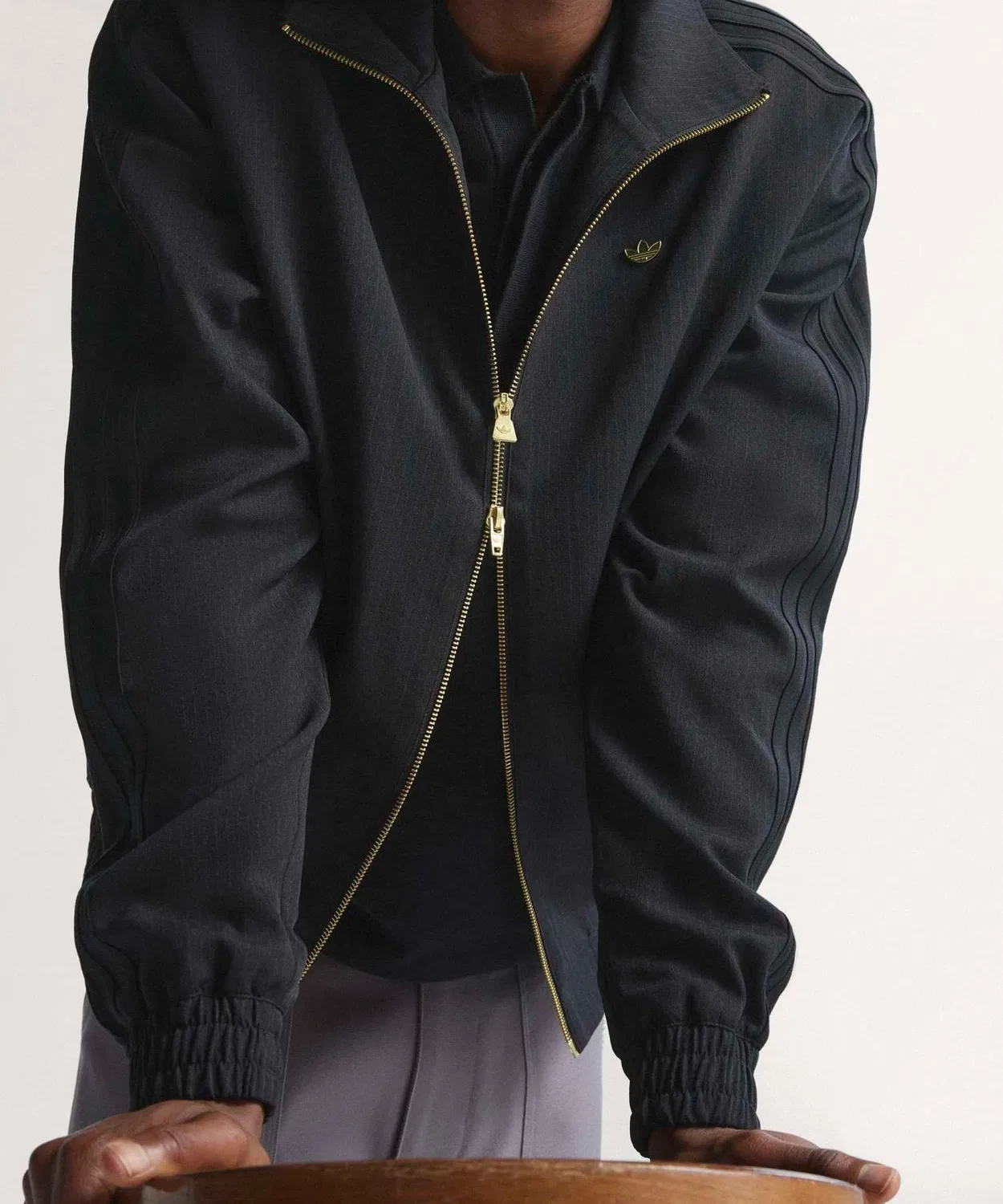 Мужская куртка-олимпийка свободного кроя Firebird Pinstripe Track Top Adidas Originals, Black — фото 4