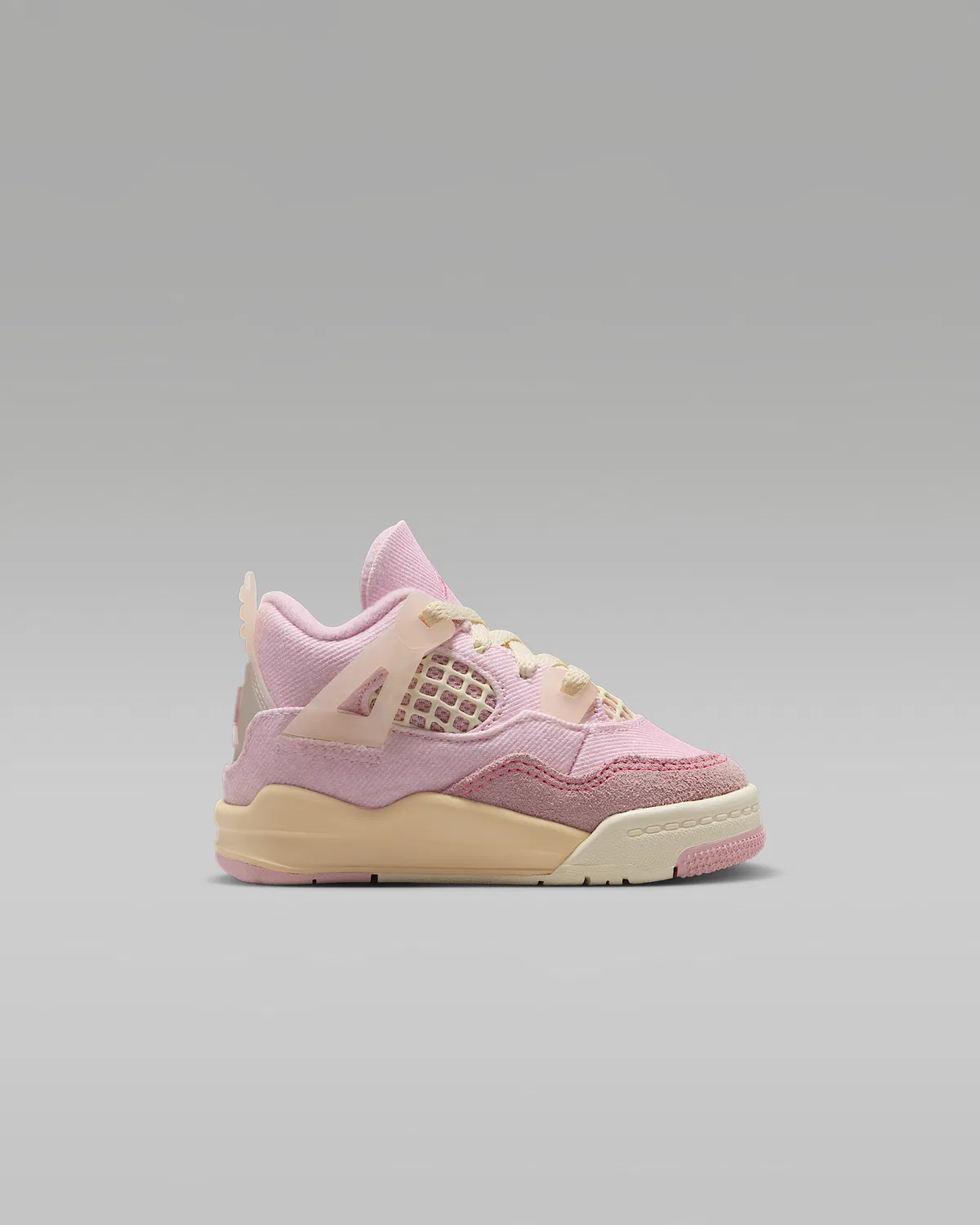 Детские кроссовки Jordan 4 Retro "Pearl Pink and Iced Carmine", Pearl Pink/Coconut Milk/Muslin/Iced Carmine — фото 3