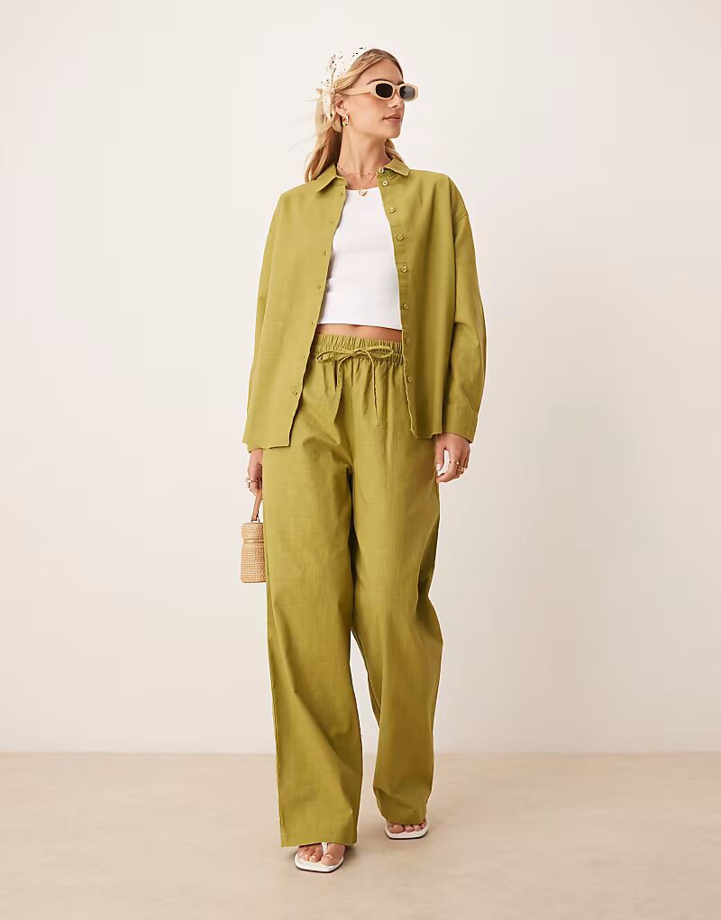 

Льняные брюки, застегивающиеся на резинку, оливкового цвета Asos Design