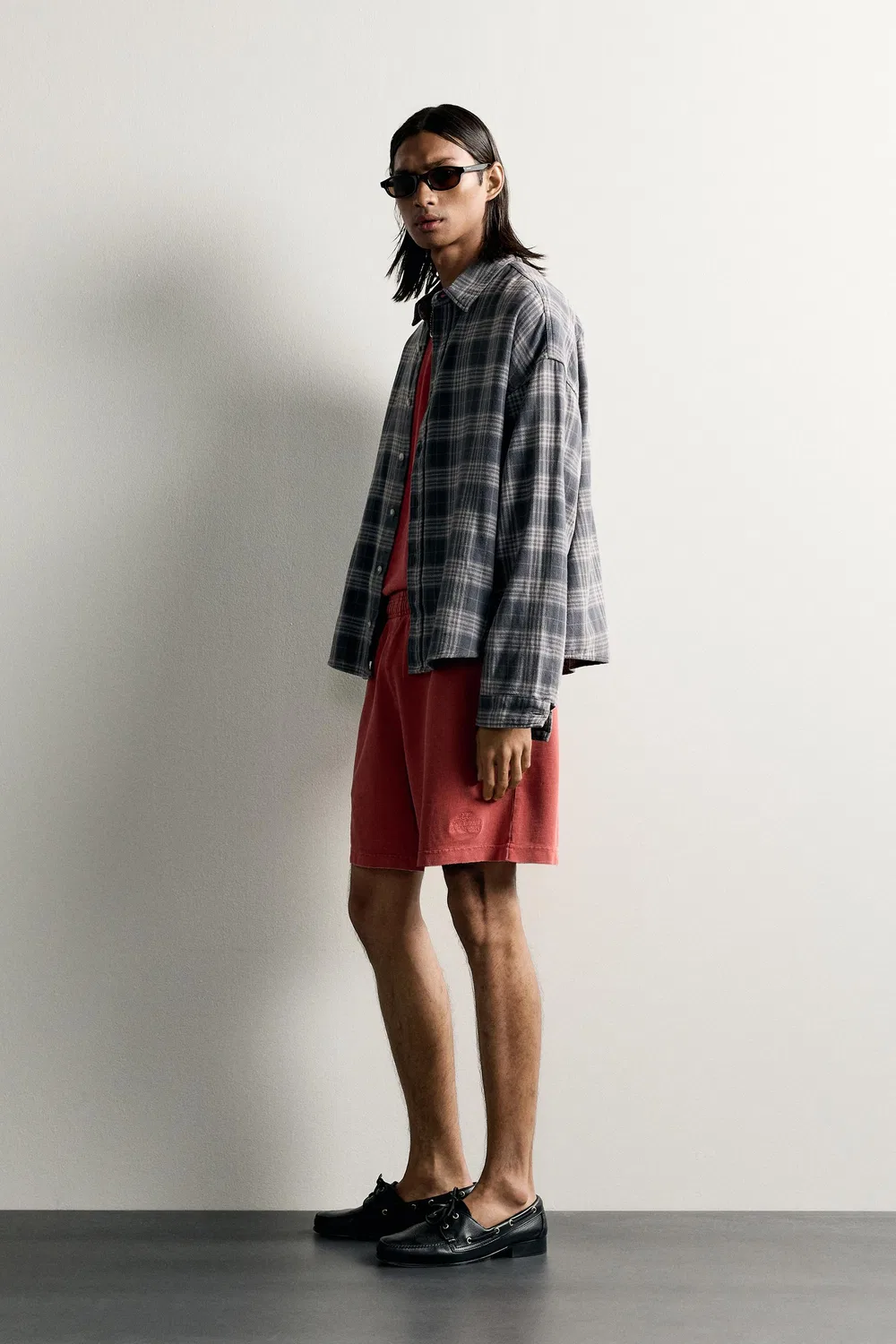 Бермудские шорты из вафельной вязки с эффектом потертости ZARA, Red — фото 4