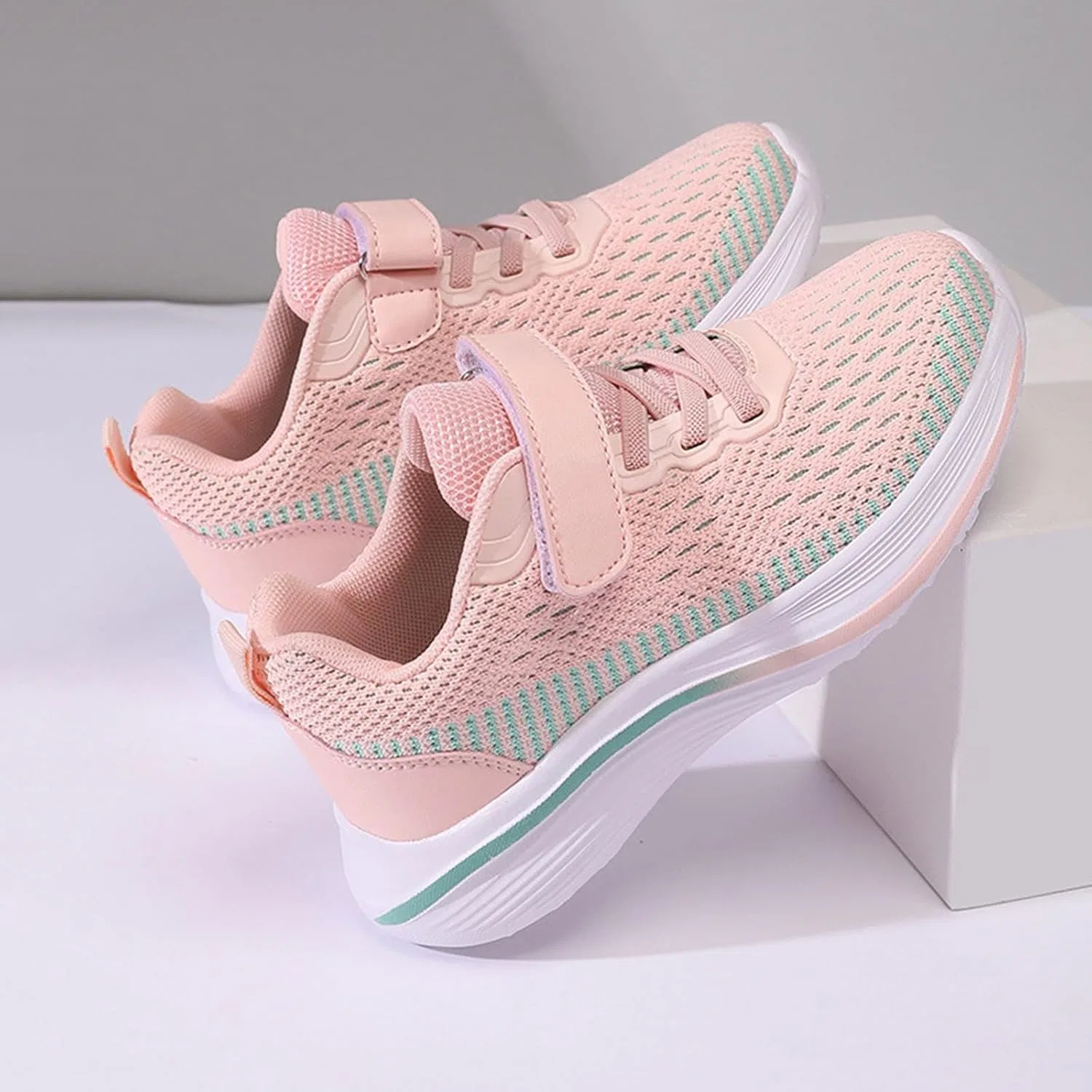 Детские кроссовки с сетчатым верхом на шнуровке, Pink — фото 3