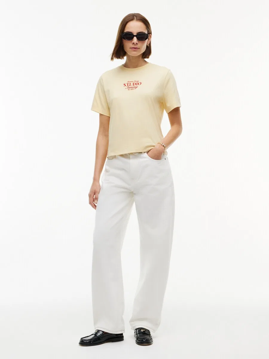 Футболка TOMMY HILFIGER STUDIO TOMMY светло-желтого цвета — фото 4