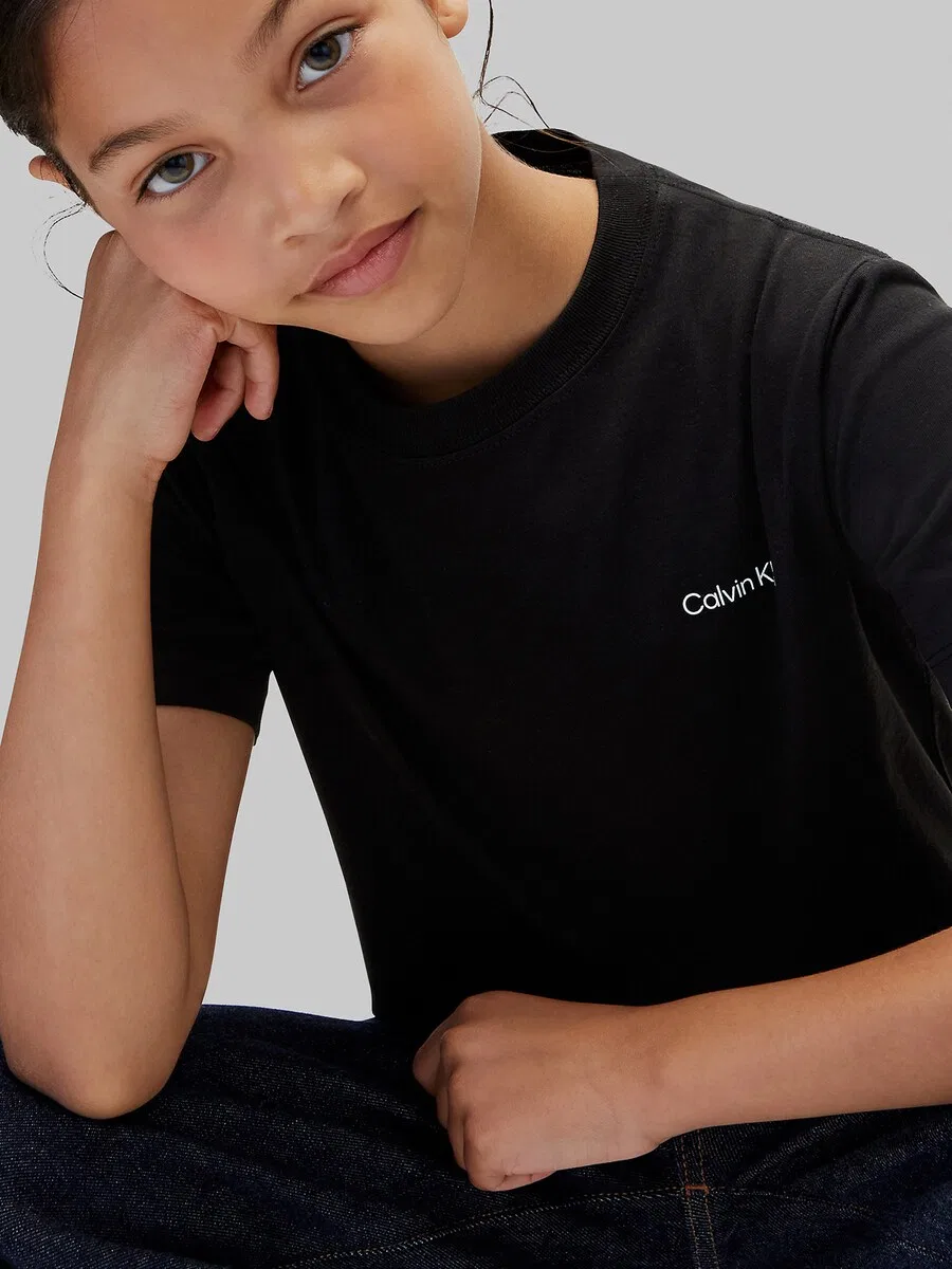 Футболка Calvin Klein Jeans черного цвета — фото 3