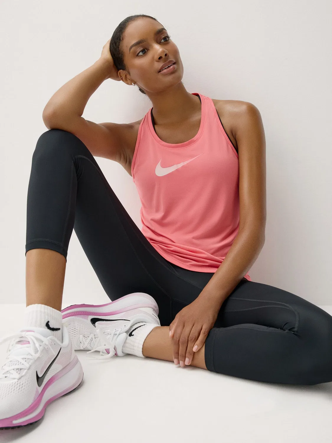 Топ Nike Dri-FIT One Swoosh, розовый — фото 2