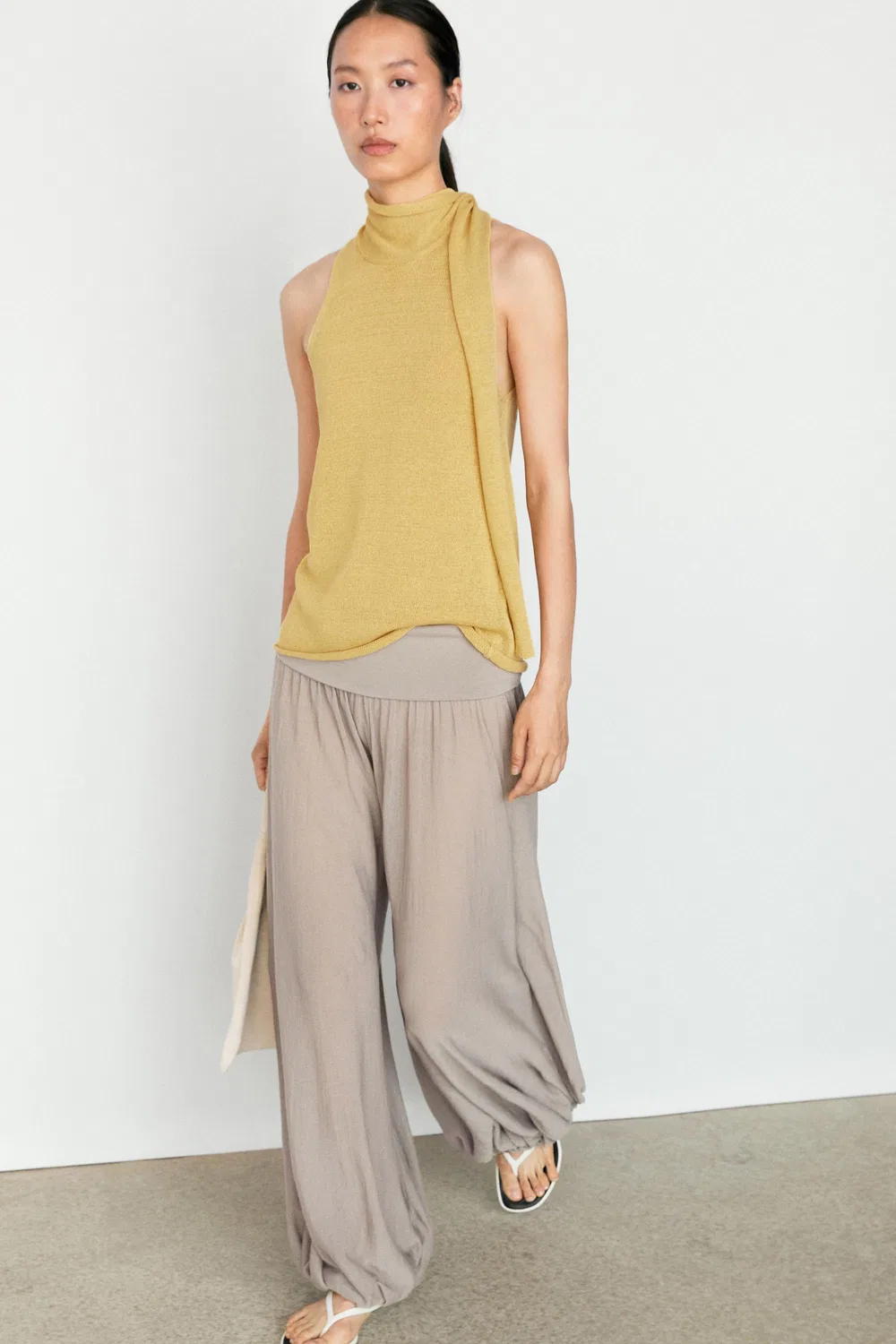 Топ-халтер Massimo Dutti, с завязками, лаймовый — фото 3