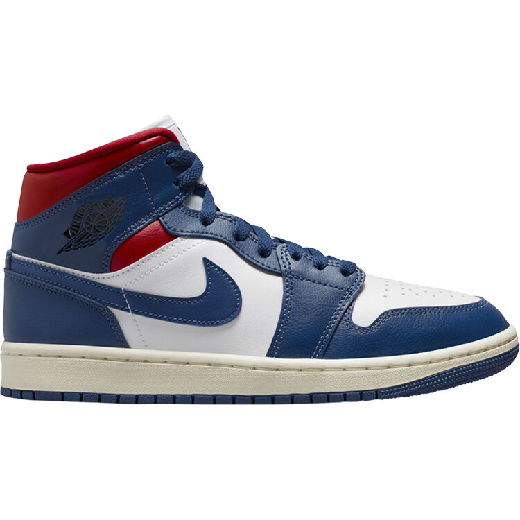 

Кроссовки Wmns Air Jordan 1 Mid 'French Blue', синий