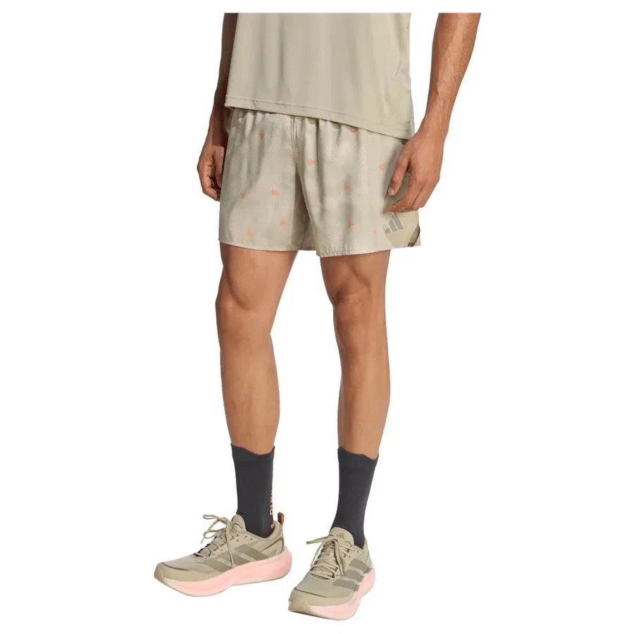 Шорты спортивные с принтом Run Essentials Brand Love adidas, Бежевый — фото 2