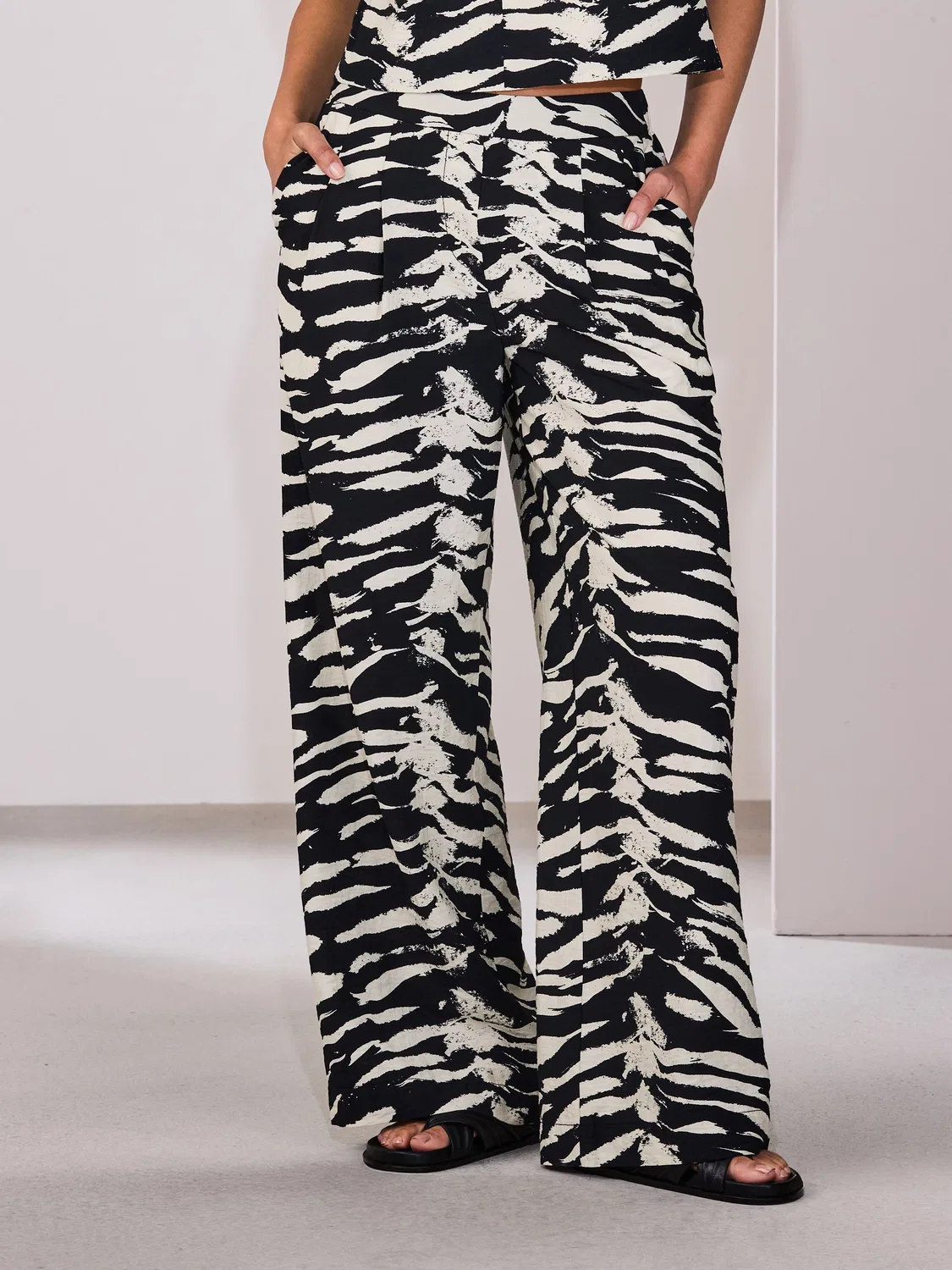 Широкие брюки с принтом зебра, Black/White Zebra Next — фото 3