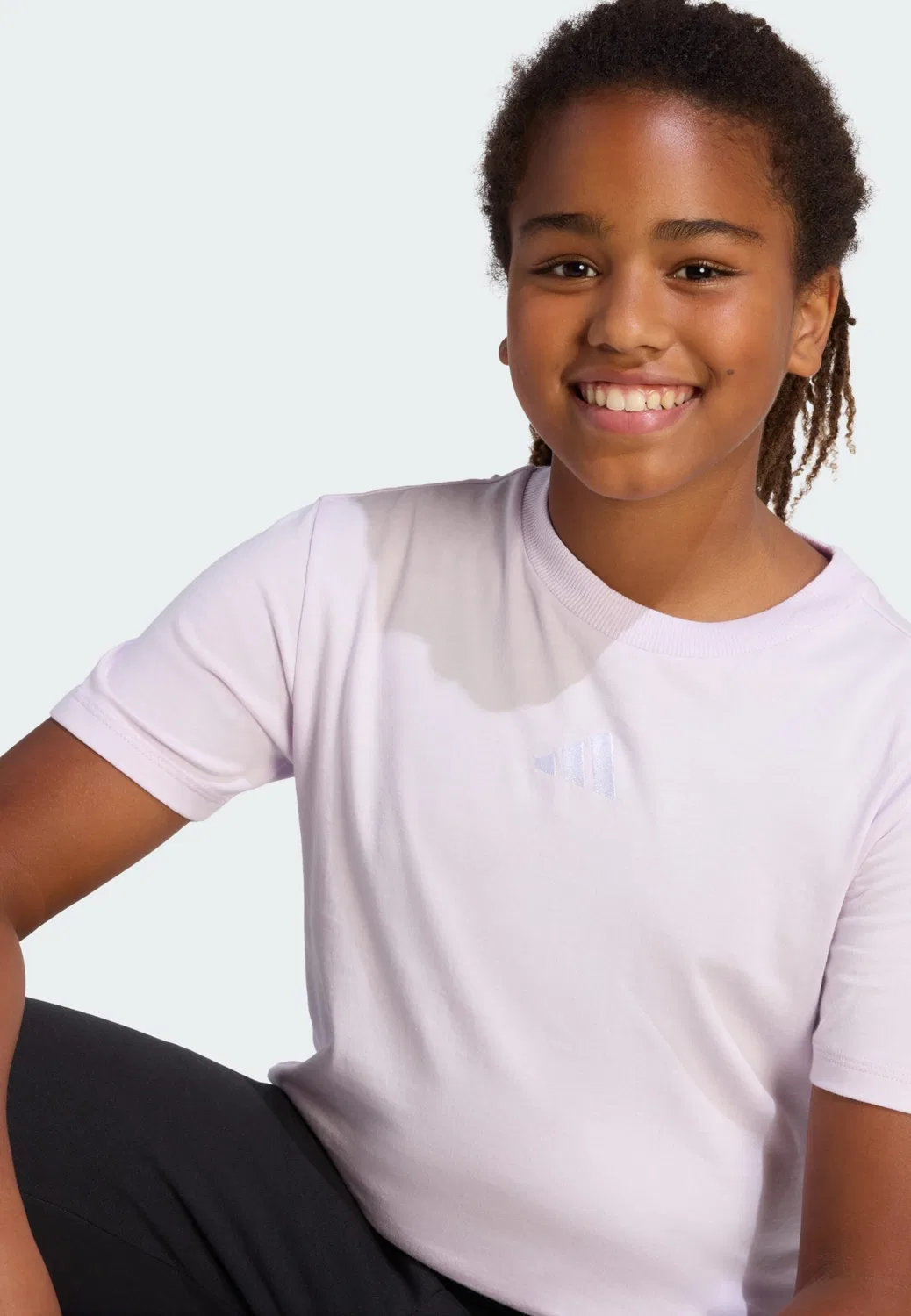 Спортивная футболка Adidas Sportswear Performance Shirt Essentials сливового цвета — фото 4