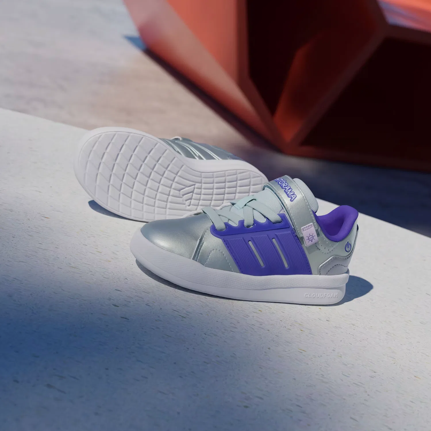 Детские кроссовки с подсветкой Lightorama Court Adidas Sportswear, мятный/фиолетовый/лавандовый — фото 4