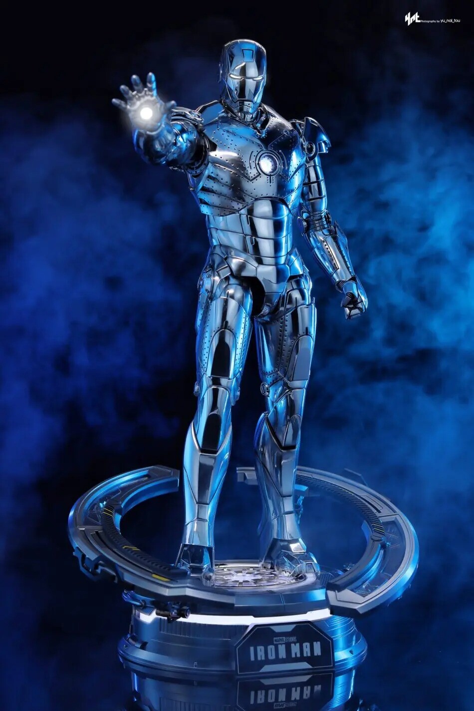 

Коллекционная фигурка Hot Toys Iron Man, Mark II (2.0) 1:6 Scale, 32,5 см