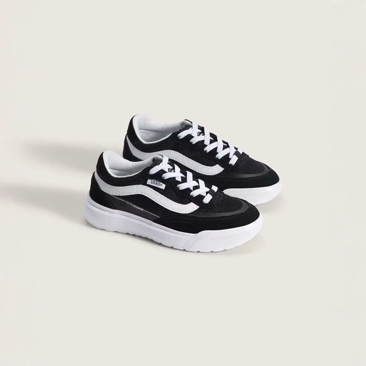 Детские кеды с длинным шнурком UltraRange 2.0 SE Vans, Black/White — фото 4