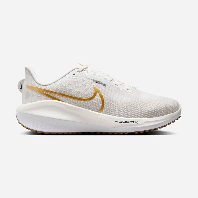 

Женские кроссовки vomero 17 Nike, белый