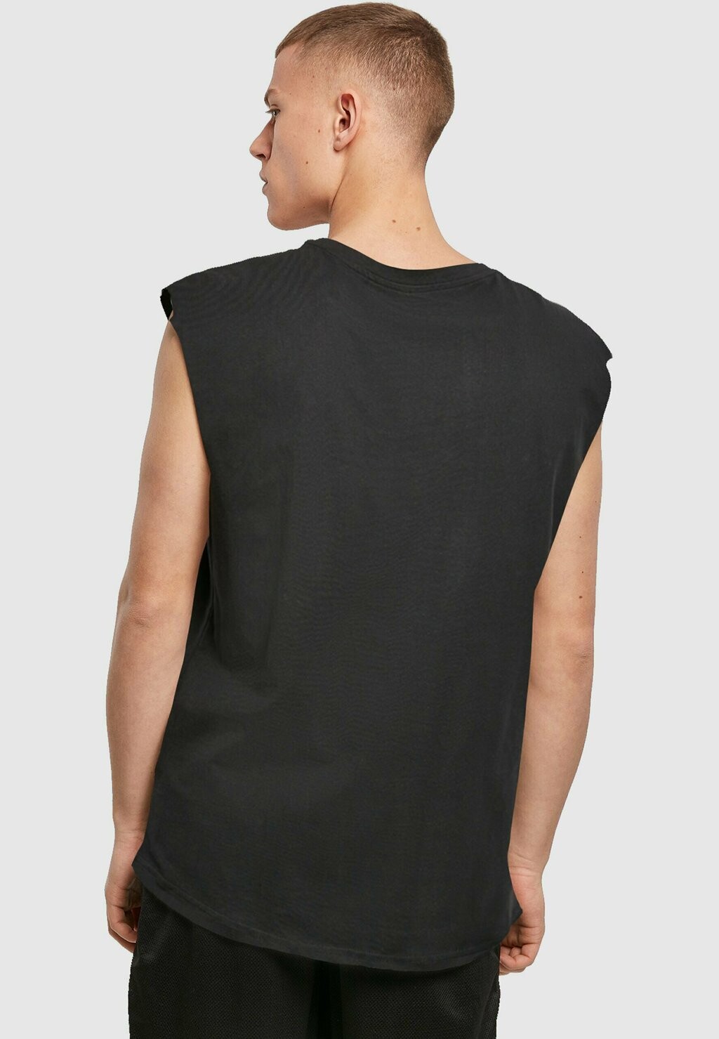 

Топ JAPAN SLEEVELESS Merchcode, черный