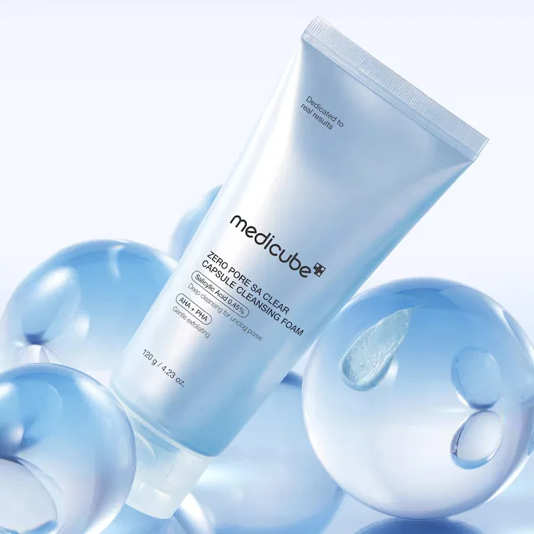 Увлажняющее очищающее средство Gentle And Clear, Medicube — фото 2