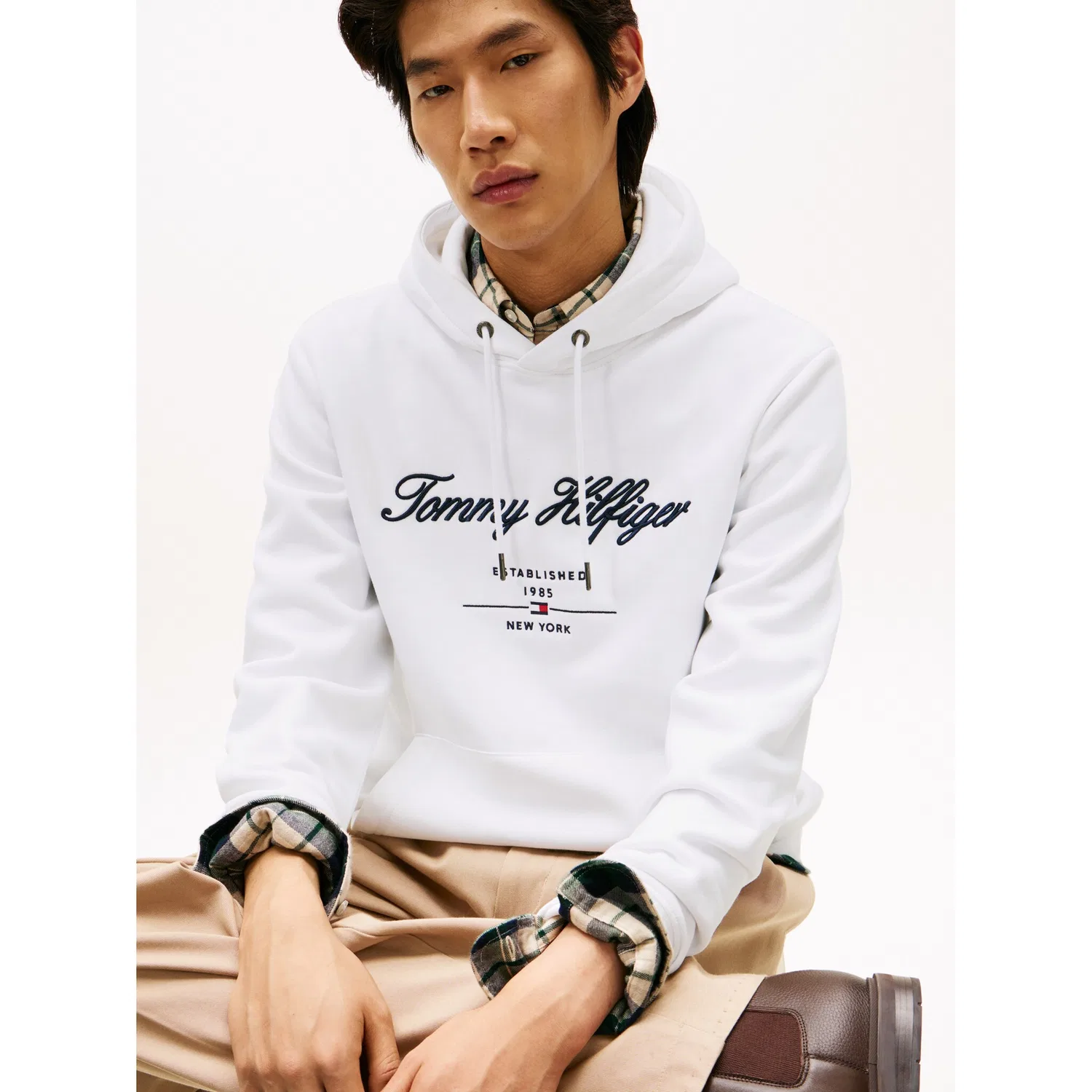 Мужской худи с капюшоном с вышитым логотипом Tommy Hilfiger, White — фото 2