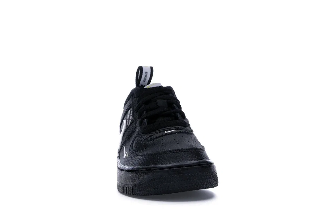 Детские кроссовки Lifestyle Nike Air Force 1 Utility, Black/White-Tour Yellow — фото 2