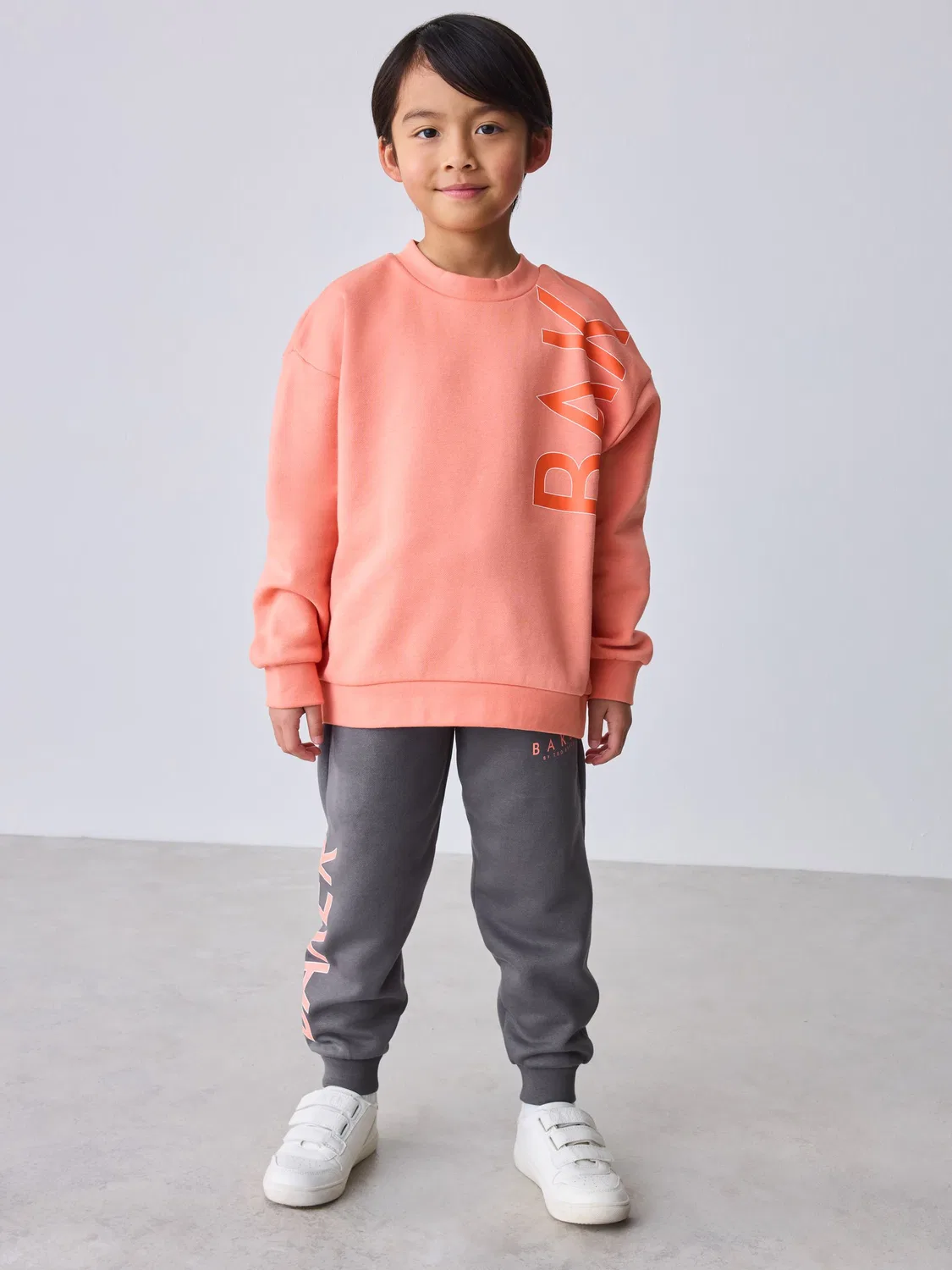Спортивный костюм Oversized Graphic Sweatshirt and Joggers Set Baker by Ted Baker, оранжевый/серый