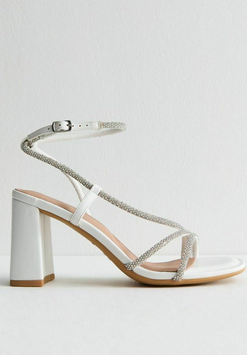 Босоножки на высоком каблуке DIAMANTÈ EMBELLISHED MULTI STRAP New Look, белый — фото 4