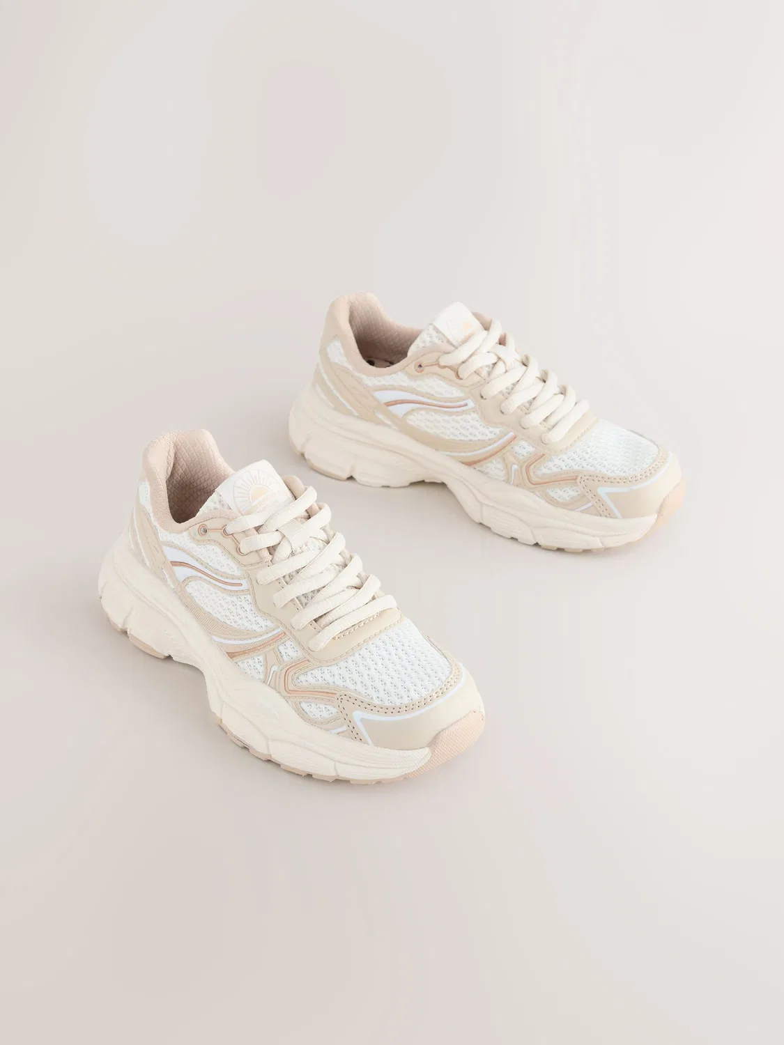 Кроссовки повседневные на шнуровке, модель Chunky Lace-Up Next, нейтральный и белый