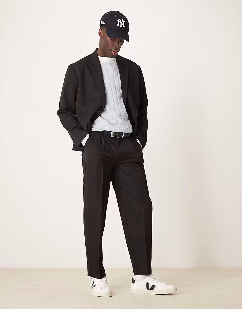 

Зауженные брюки свободного кроя из черного твила Asos Design