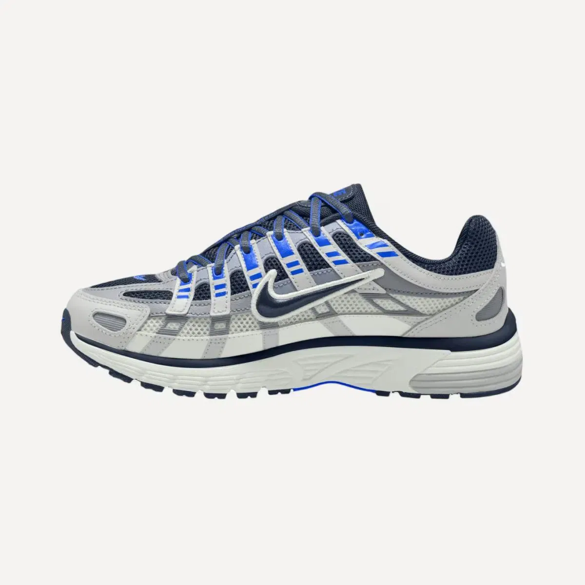 Детские кроссовки для мальчиков P-6000 (GS) Nike, Negro / Gris — фото 2