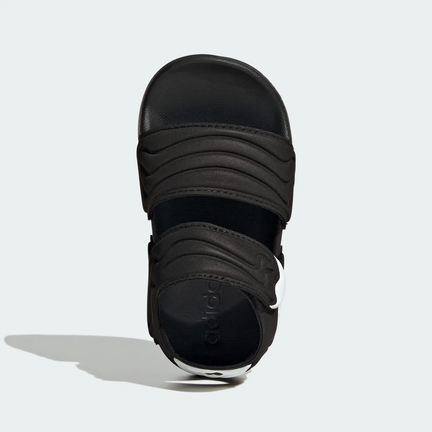 Детские сандалии с быстросохнущим ремешком ADILETTE SANDAL 3 Adidas, Schwarz Weiss — фото 2