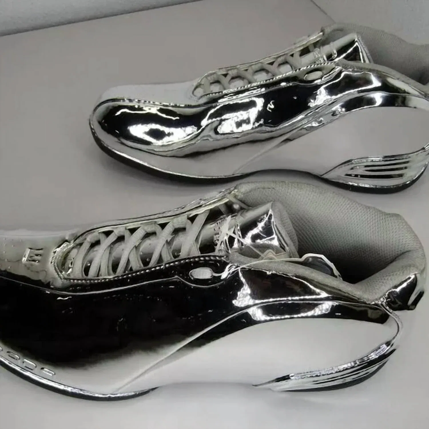 Dada supreme Мужские баскетбольные кроссовки Dubbz Chrome Luxury Webb серебристого цвета — фото 2