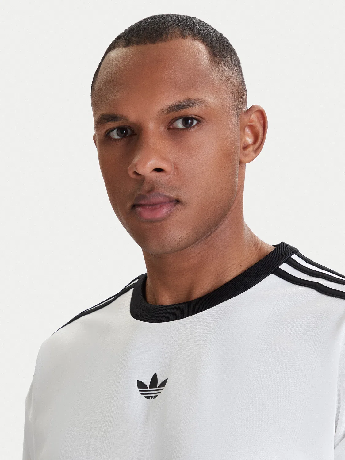 Мужская футболка свободного кроя adicolor Jacquard Adidas, белый — фото 4
