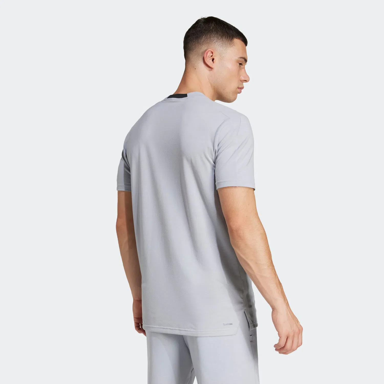 Мужская тренировочная футболка с технологией CLIMACOOL Adidas Performance, Halo Silver — фото 2