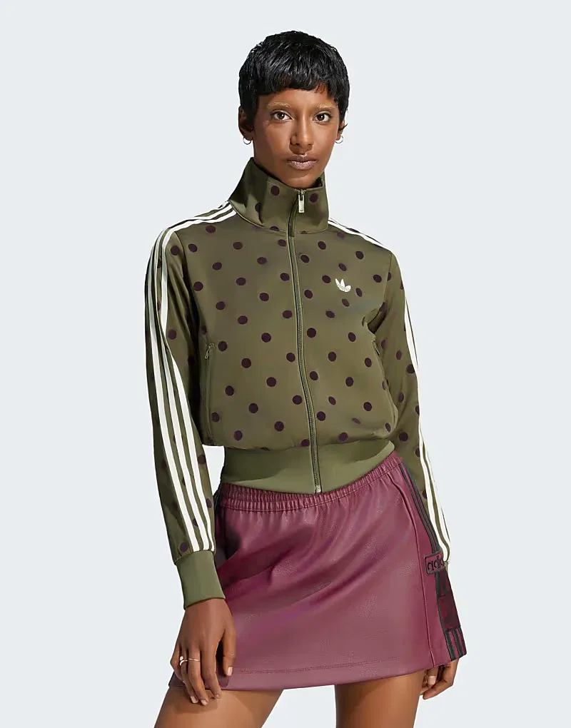 Спортивная куртка Adidas Originals Satin polka dots tt в оливковом цвете