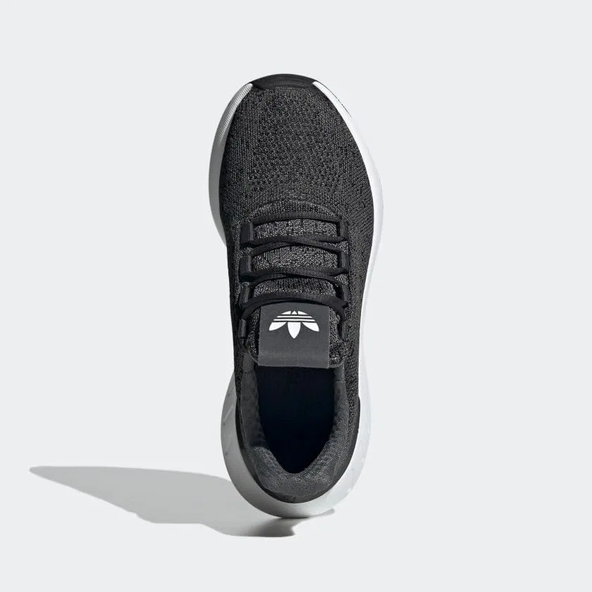 Детские кроссовки для бега Swift Run 22 adidas, Grey Six/Core Black/Grey Five — фото 2