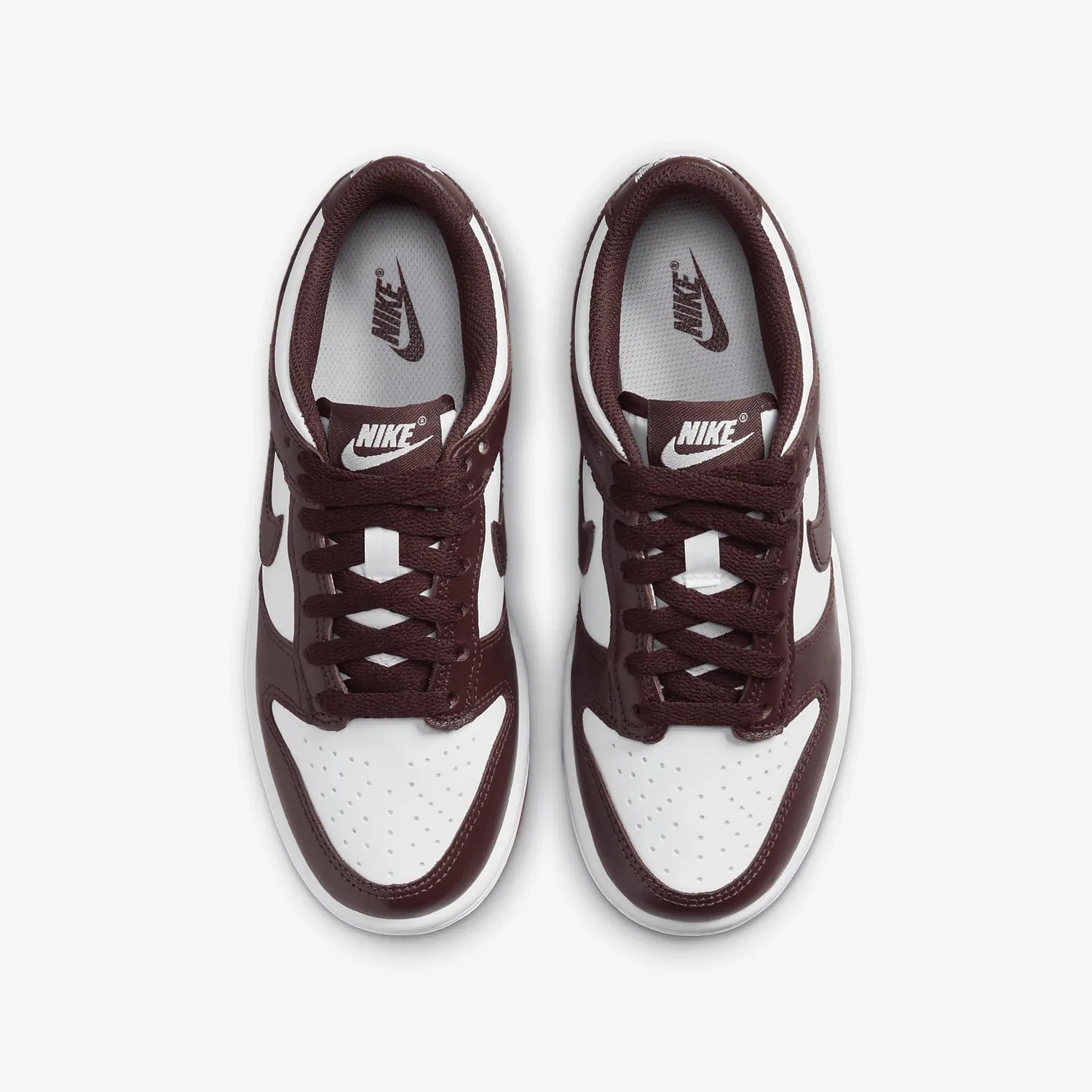Детские кроссовки для мальчиков с кожаным верхом NIKE Dunk Low Big Kids Shoes NIKE, White Burgundy Crush — фото 4