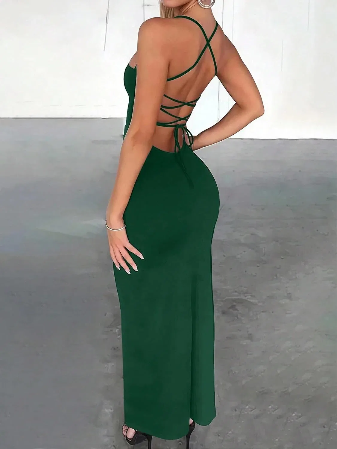 Женское длинное коктейльное платье на бретелях с разрезом Dark Green — фото 4