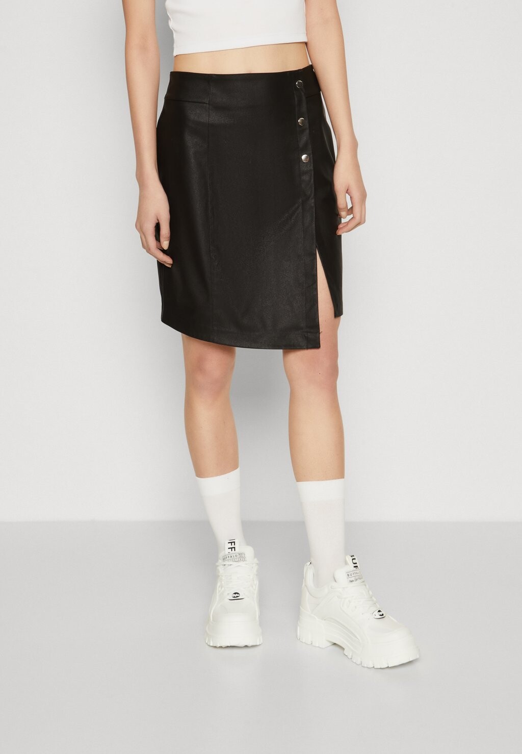 

Юбка перекрещенная ONLY ONLNANNA SKIRT, черный