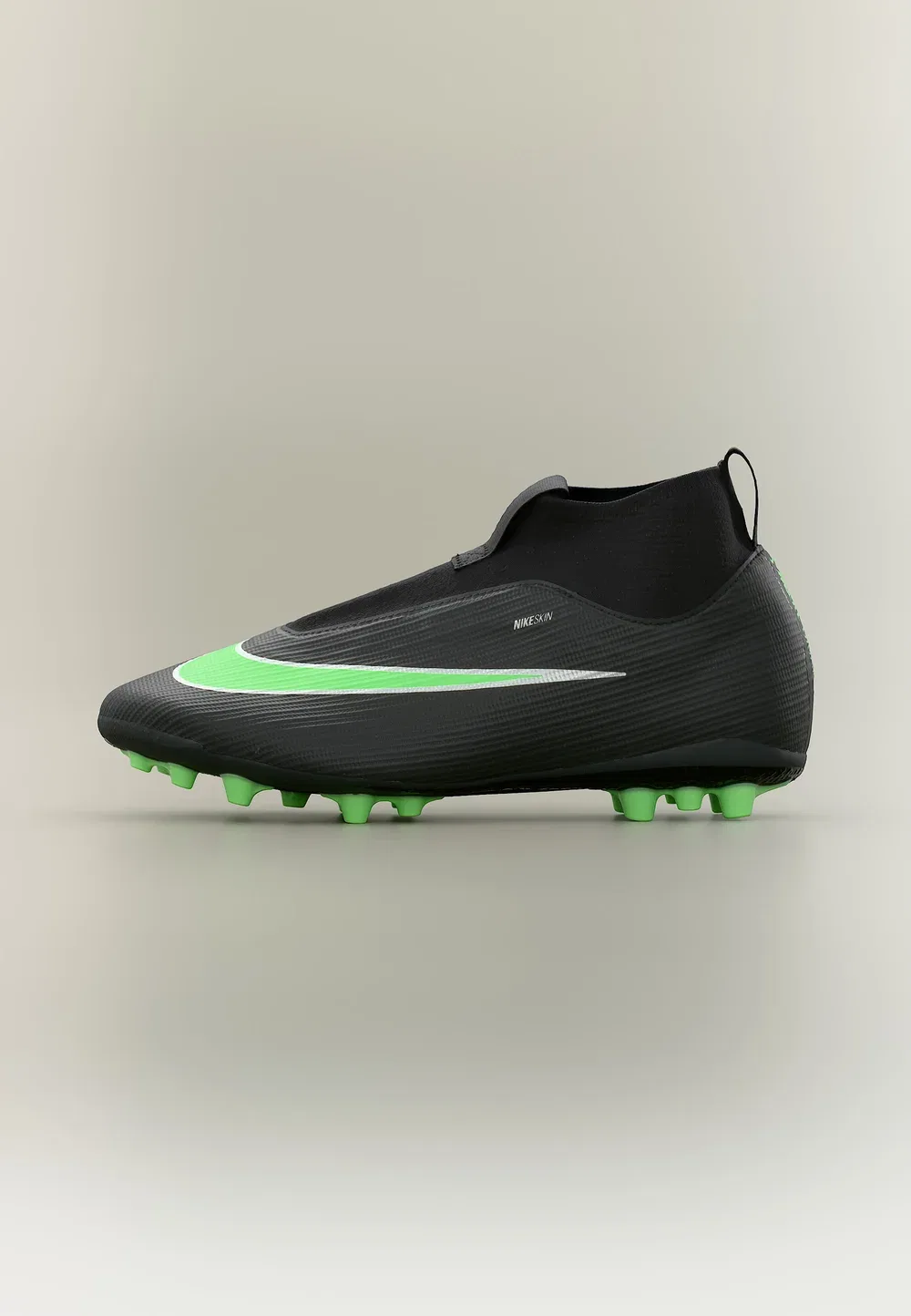 Футбольные бутсы Jr Mercurial Superfly 11 Academy AG унисекс для искусственных газонов Nike Performance, Black/Illusion Green