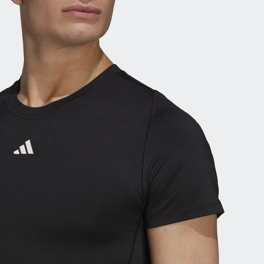 Футболка для фитнеса с технологией AEROREADY Techfit Training Tee adidas, Черный — фото 4
