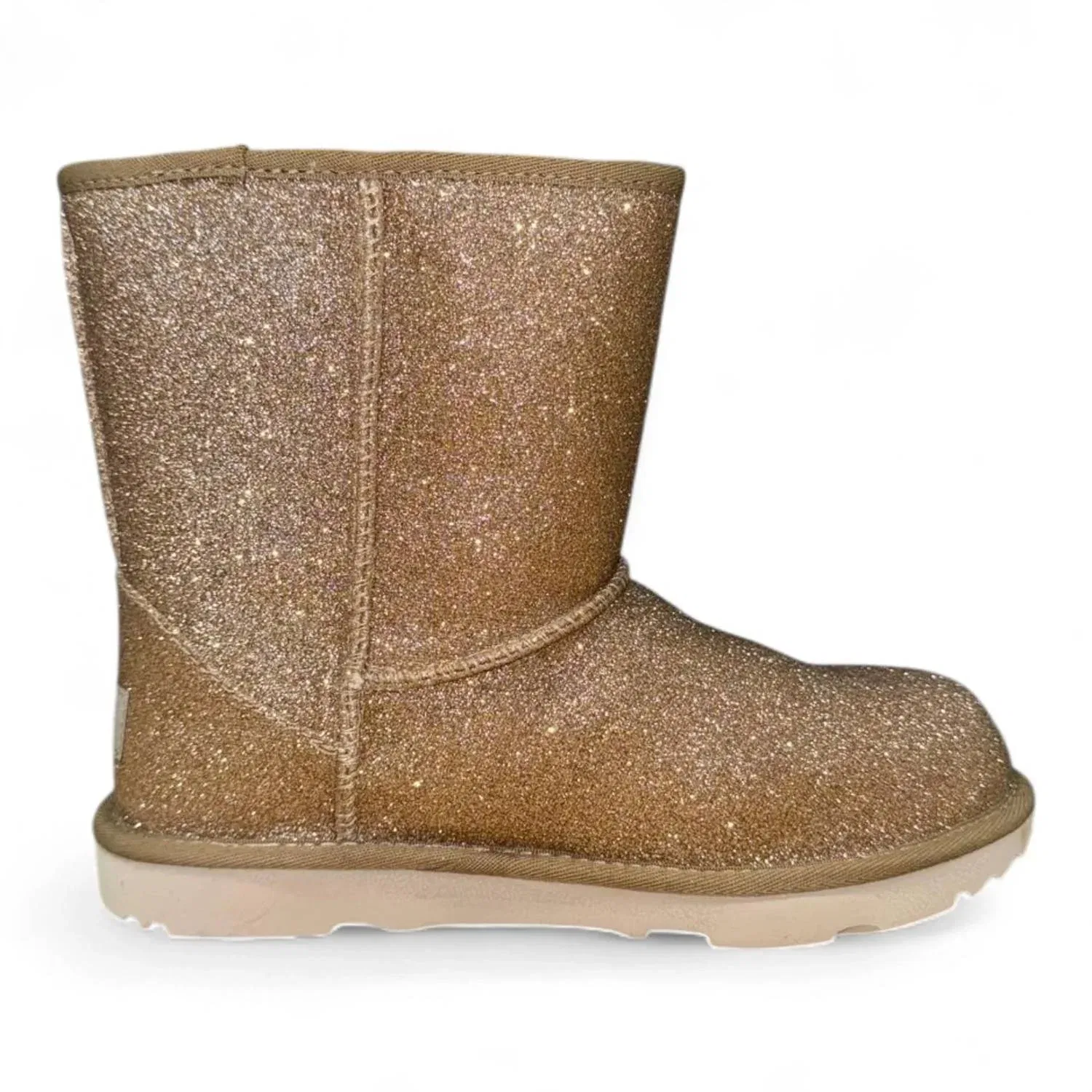 Детские зимние ботинки на шнуровке с блестками Classic Short II Glitter Boot UGG, Gold — фото 2
