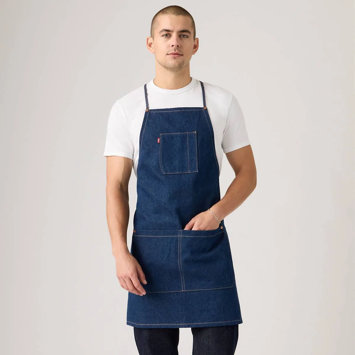 Регулируемый джинсовый фартук Levi's, Indigo Rinse - Dark Wash