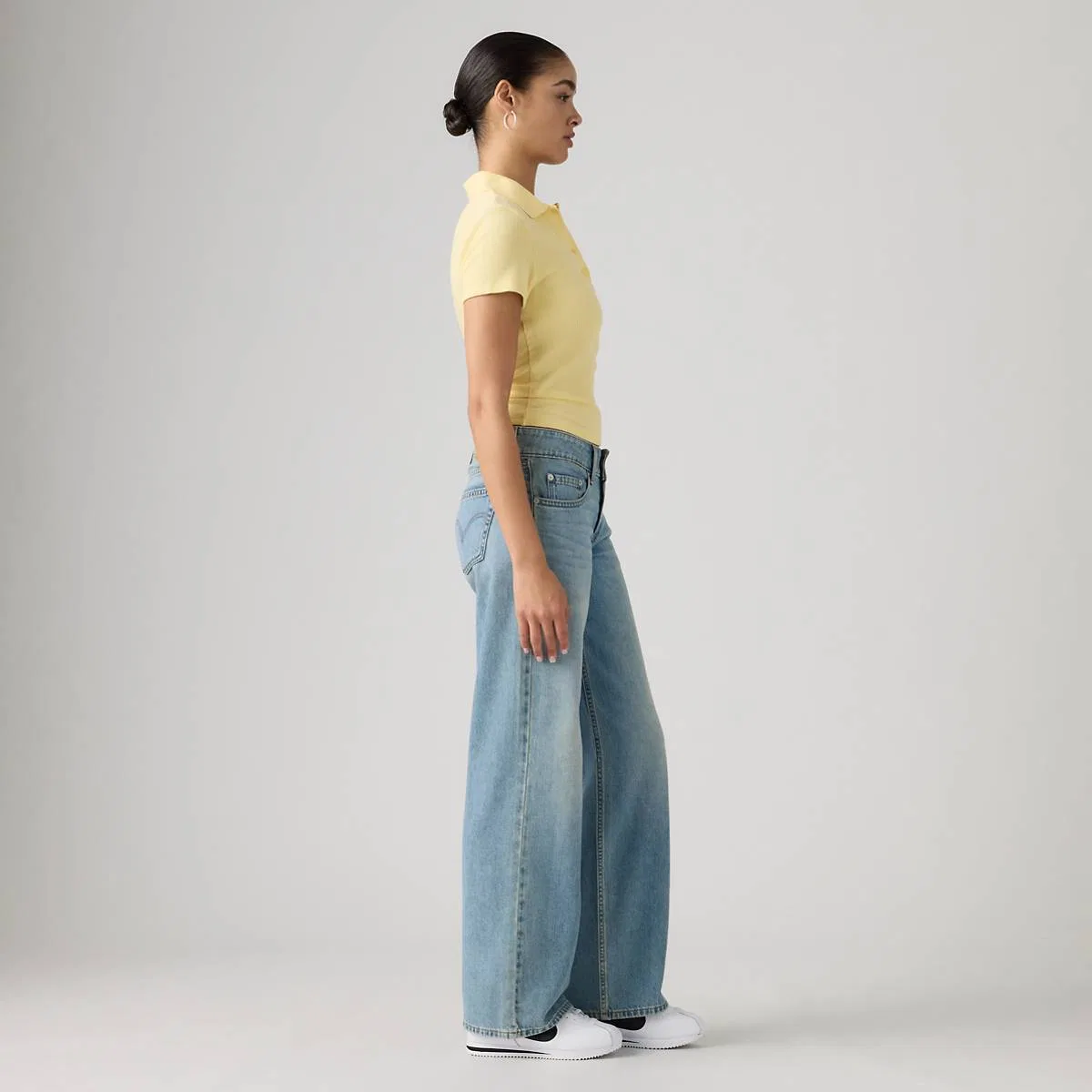 Свободные женские джинсы Superlow Levi's, Inherent Dreams Ltw - Medium Wash — фото 4