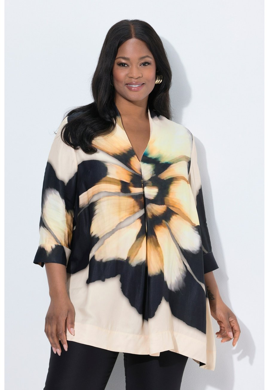 

Блуза Ulla Popken FLORAL MOTIF 3/4 SLEEVE , Black