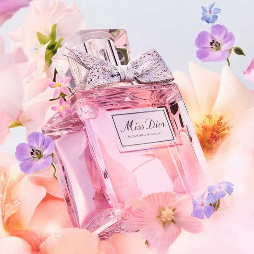 Женский набор парфюмерной воды и бальзама для губ J'adore DIOR, 30 мл, Pink — фото 2