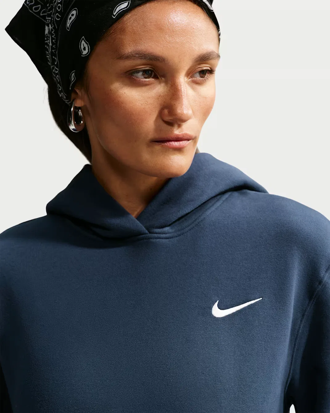 Женская толстовка с капюшоном Nike Studio Fleece Medium Weight, Midnight Navy/Sail — фото 3