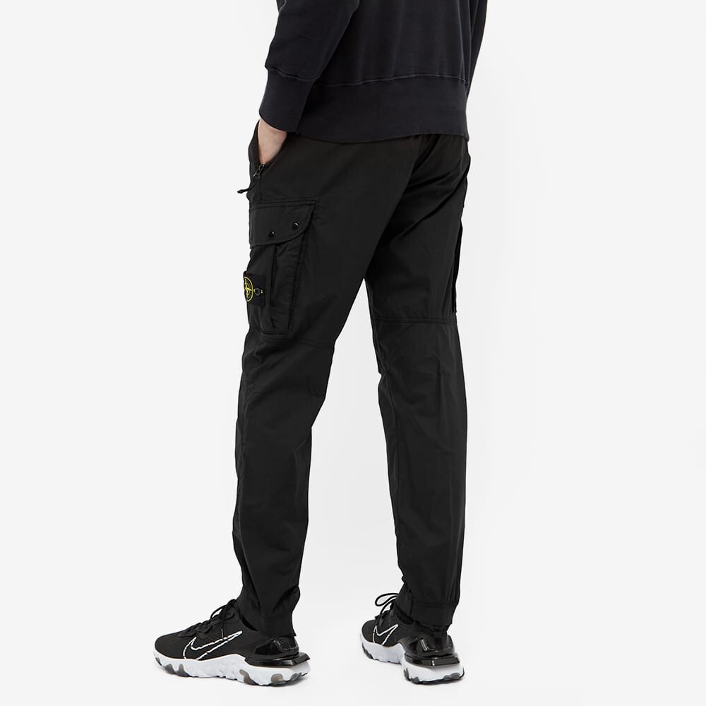 Брюки-карго мужские Stone Island на резинке, черный — фото 4