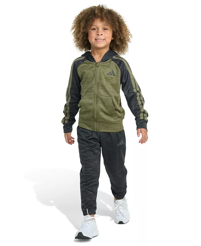 

Комплект из двух предметов: флисовая куртка с длинными рукавами и спортивные брюки для малышей и мальчиков adidas